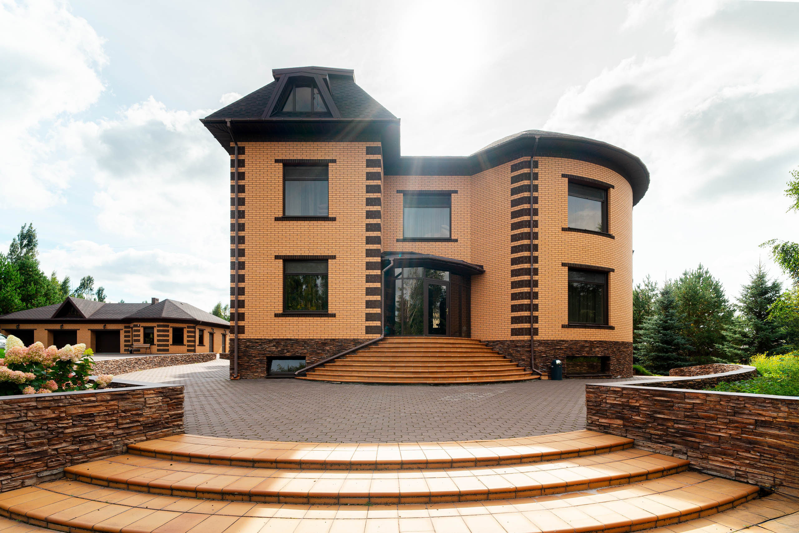 ДОМ НЕДЕЛИ: Жилой комплекс на берегу Иртыша