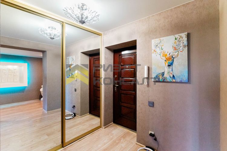 4-комн. квартира, Вторичка, 123м², 6/6 этаж миниатюра 18