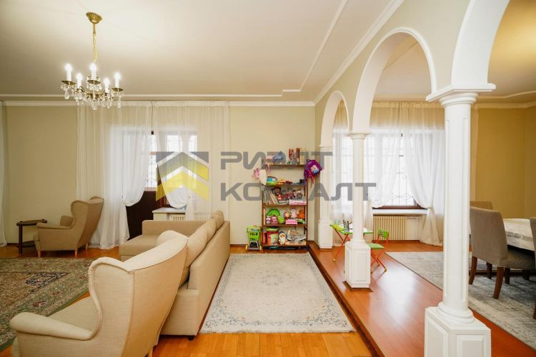 Дом, 483м², 11 соток, 2 этажа, 6 комн., стены: Кирпич миниатюра 6