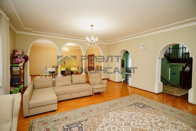 Дом, 483м², 11 соток, 2 этажа, 6 комн., стены: Кирпич миниатюра 8