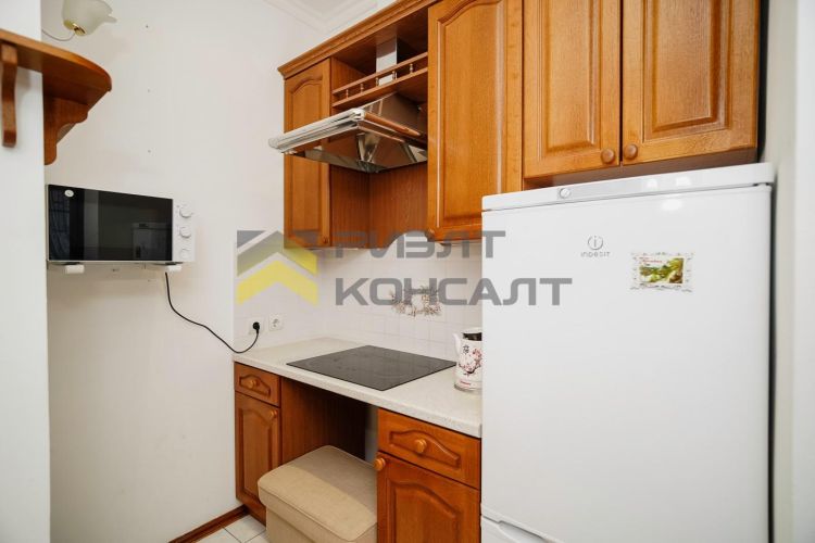 Дом, 483м², 11 соток, 2 этажа, 6 комн., стены: Кирпич миниатюра 10