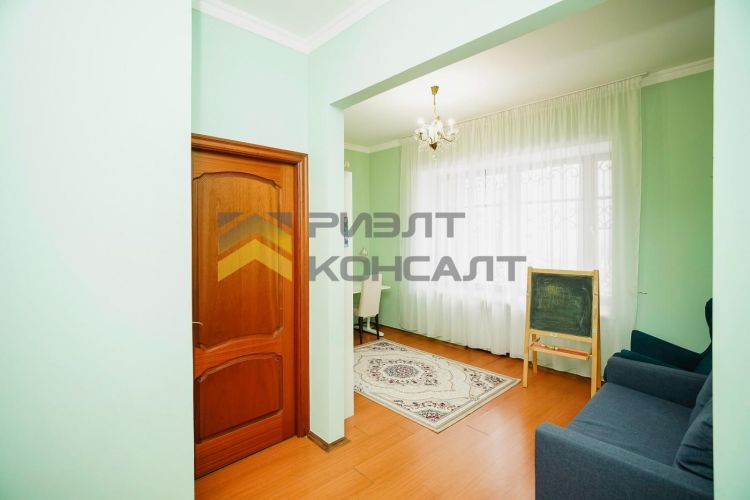 Дом, 483м², 11 соток, 2 этажа, 6 комн., стены: Кирпич миниатюра 16