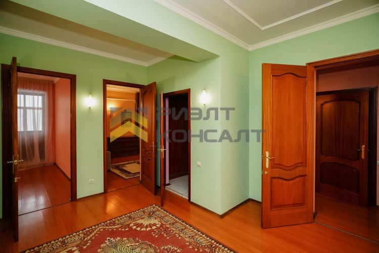 Дом, 483м², 11 соток, 2 этажа, 6 комн., стены: Кирпич миниатюра 25