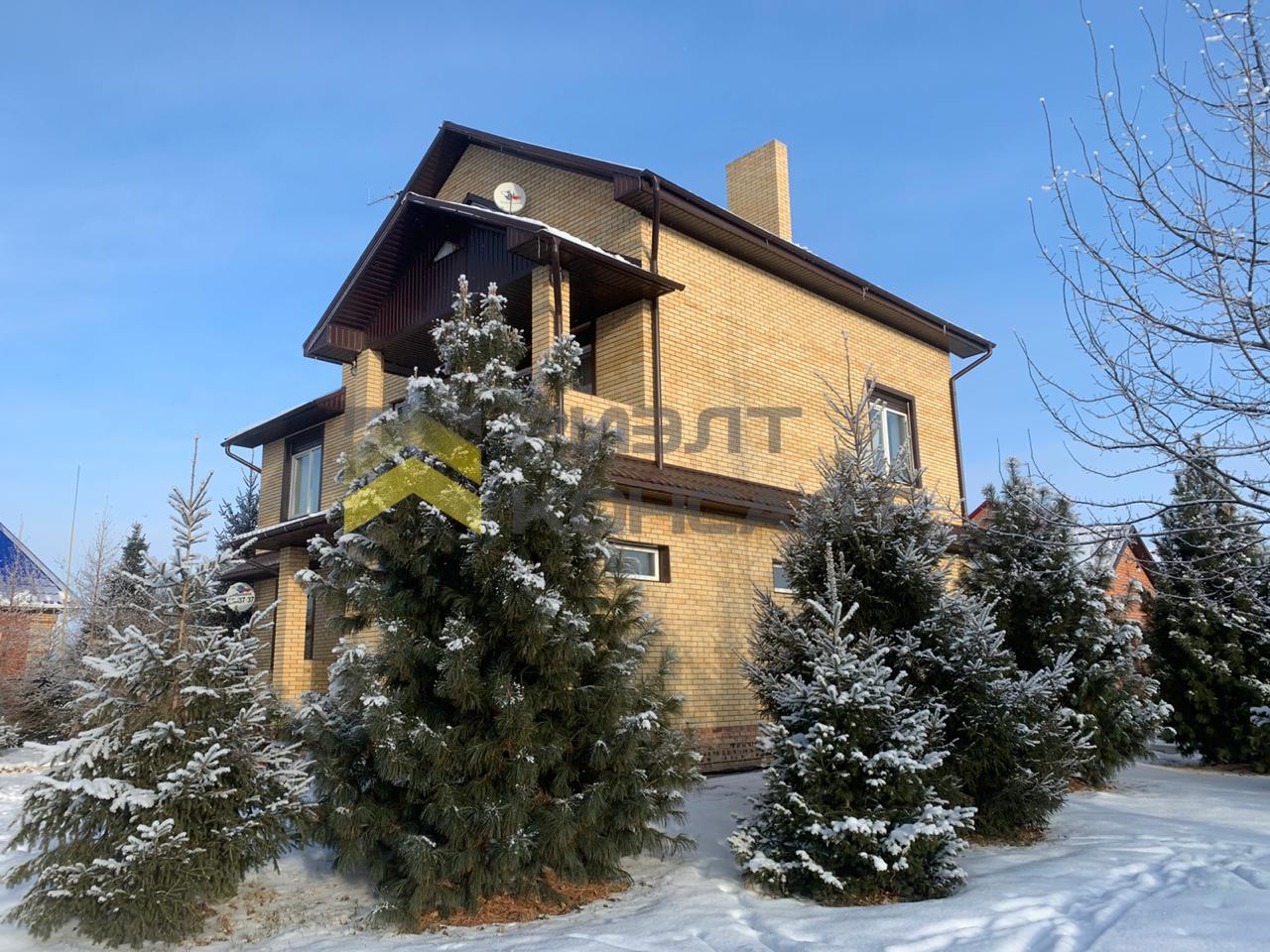 Коттедж, 380м², 20 соток, 3 этажа, 8 комн., стены: Кирпич миниатюра 36