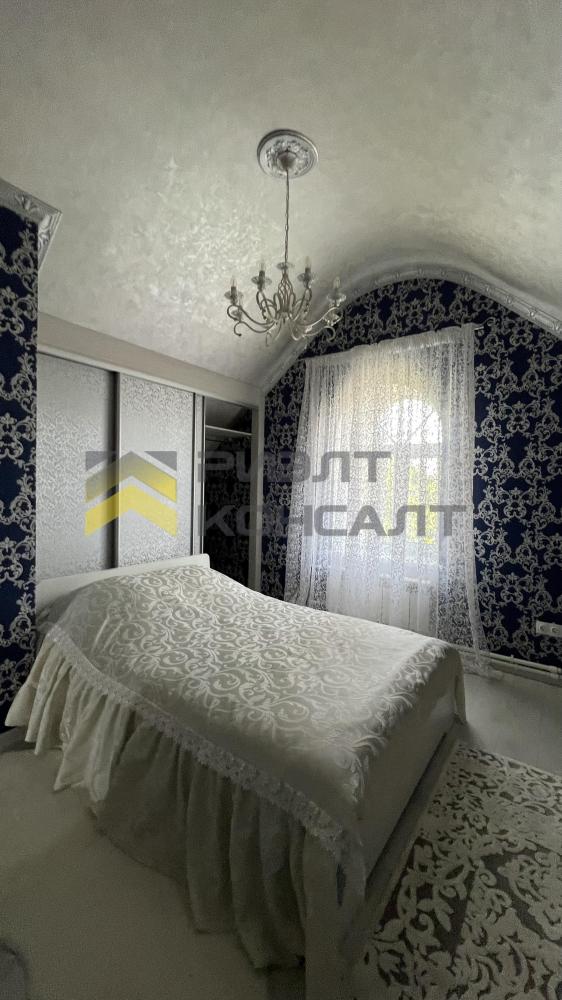 Коттедж, 172м², 15 соток, 3 этажа, 5 комн., стены: Кирпич миниатюра 12
