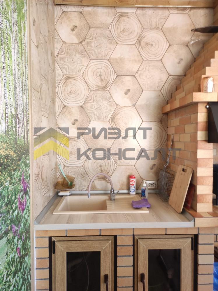 Коттедж, 172м², 15 соток, 3 этажа, 5 комн., стены: Кирпич миниатюра 26