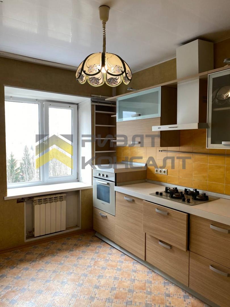 2-комн. квартира, Вторичка, 51.90м², 5/5 этаж