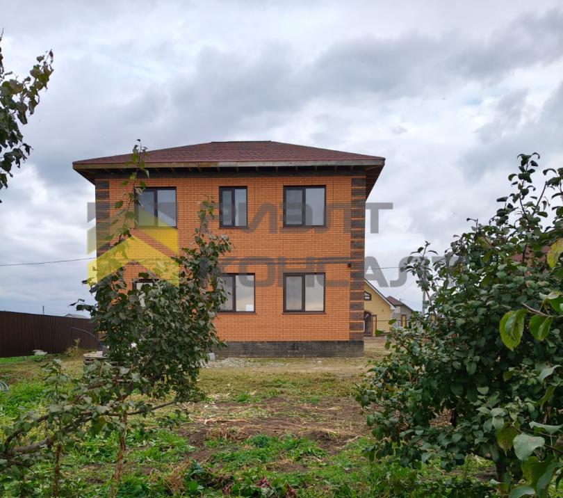 Дом, 153.70м², 12 соток, 2 этажа, 4 комн., стены: Кирпич миниатюра 4