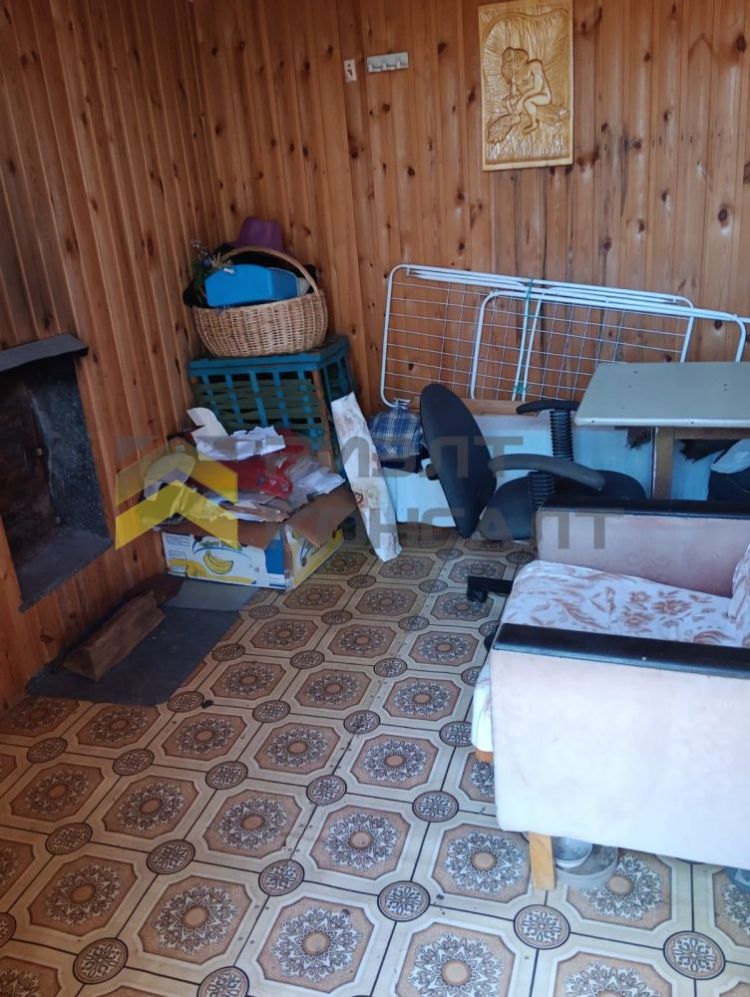 Дача, 30м², 6 соток, 1 этаж, 2 комн., стены: Кирпич миниатюра 22