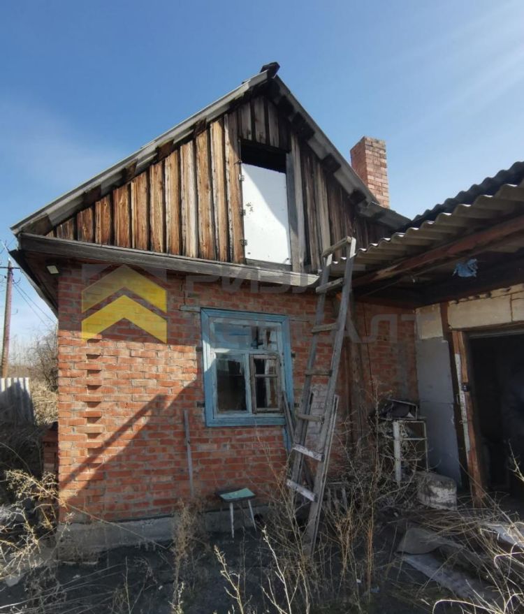 Дача, 32м², 6 соток, 1 этаж, 2 комн., стены: Кирпич миниатюра 5