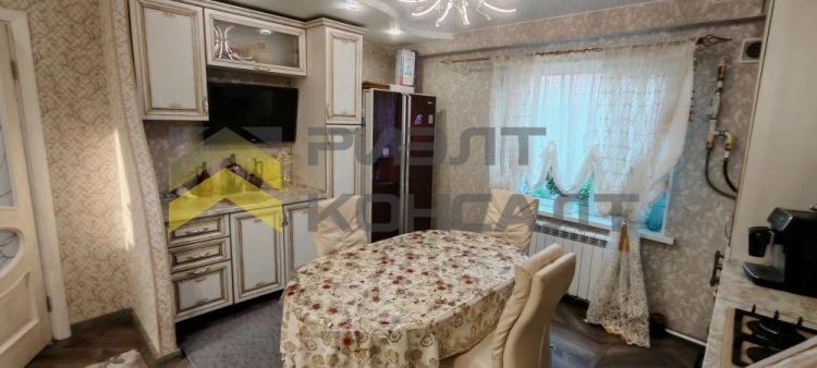 Дом, 150м², 5.10 соток, 2 этажа, 4 комн., стены: Бревно миниатюра 14