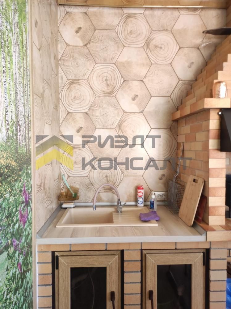 Коттедж, 172м², 15 соток, 3 этажа, 5 комн., стены: Кирпич миниатюра 26