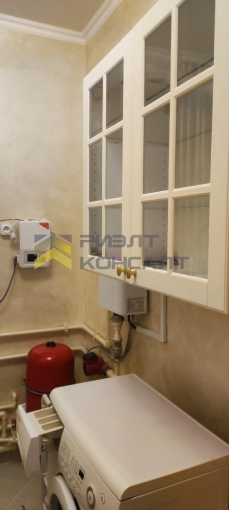 Коттедж, 172м², 15 соток, 3 этажа, 5 комн., стены: Кирпич миниатюра 21