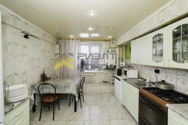 Коттедж, 448м², 5 соток, 2 этажа, 5 комн., стены: Кирпич миниатюра 22