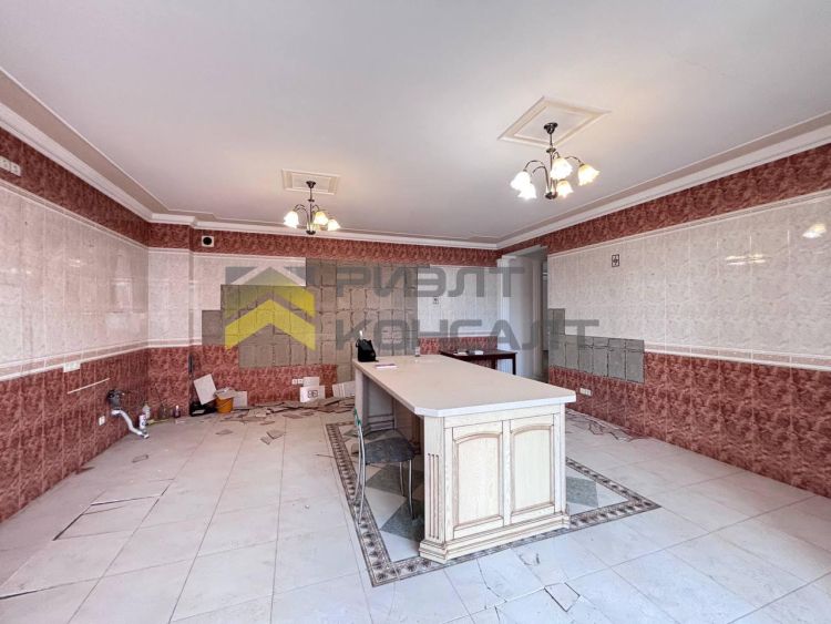 4-комн. квартира, Вторичка, 244.50м², 7/10 этаж миниатюра 19