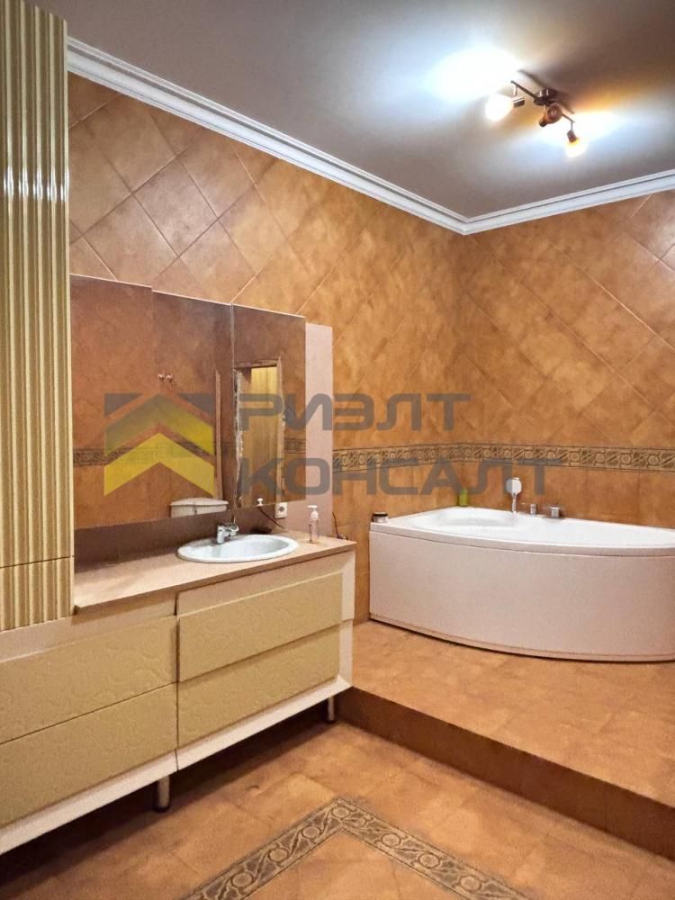 4-комн. квартира, Вторичка, 244.50м², 7/10 этаж миниатюра 24