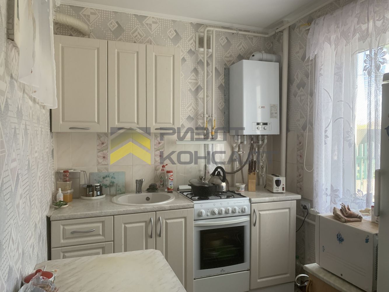 3-комн. квартира, Вторичка, 65м², 2/2 этаж