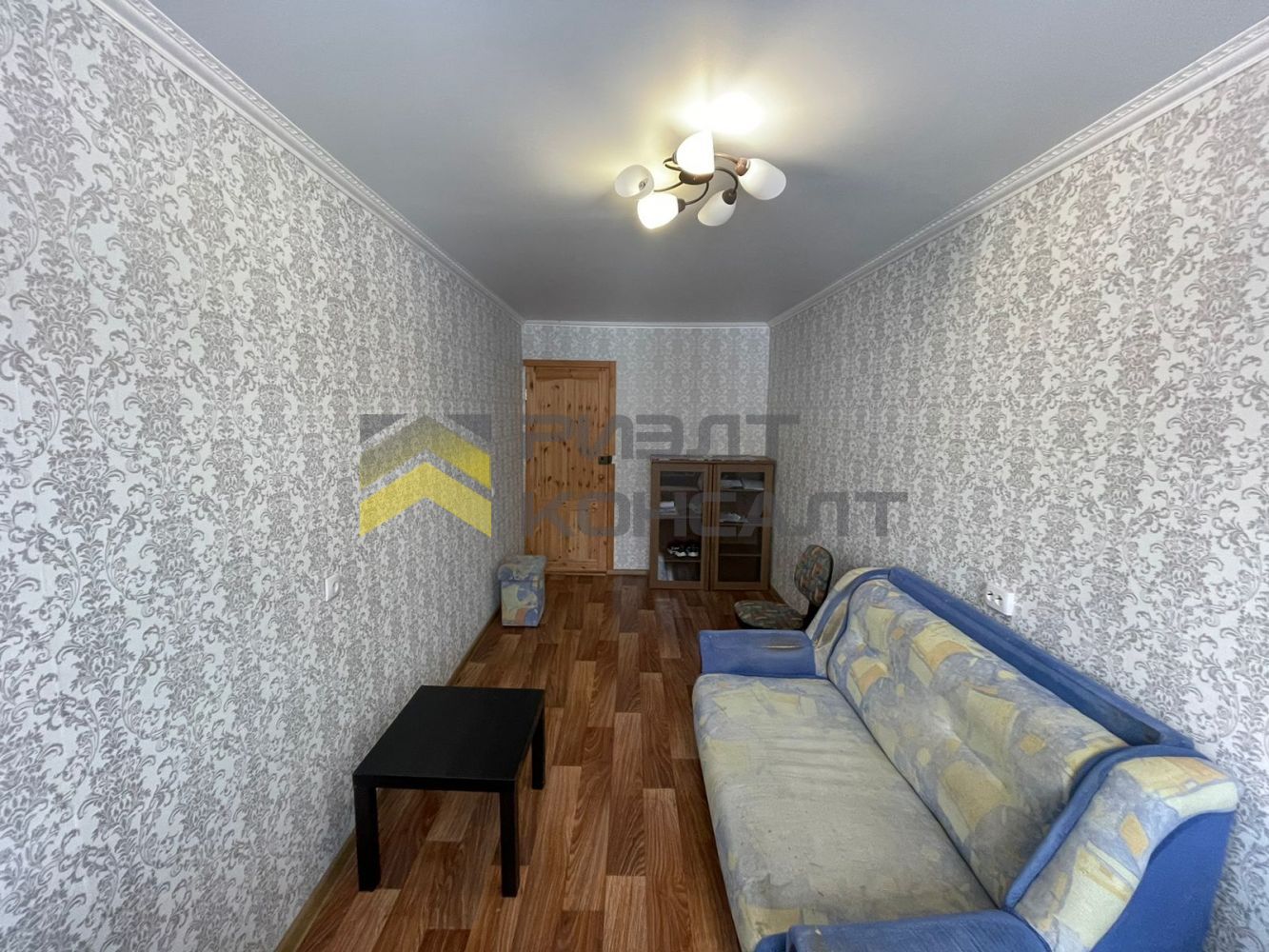 Комната в квартире, 13.70м², 1/5 этаж