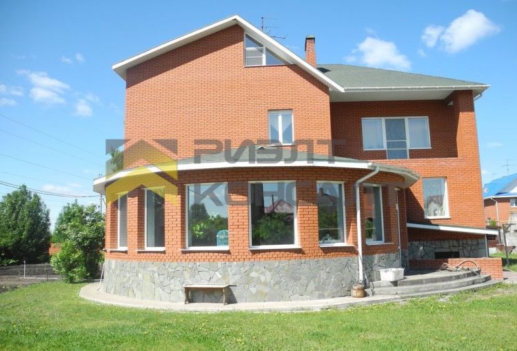 Дом, 495м², 16 соток, 3 этажа, 8 комн., стены: Кирпич