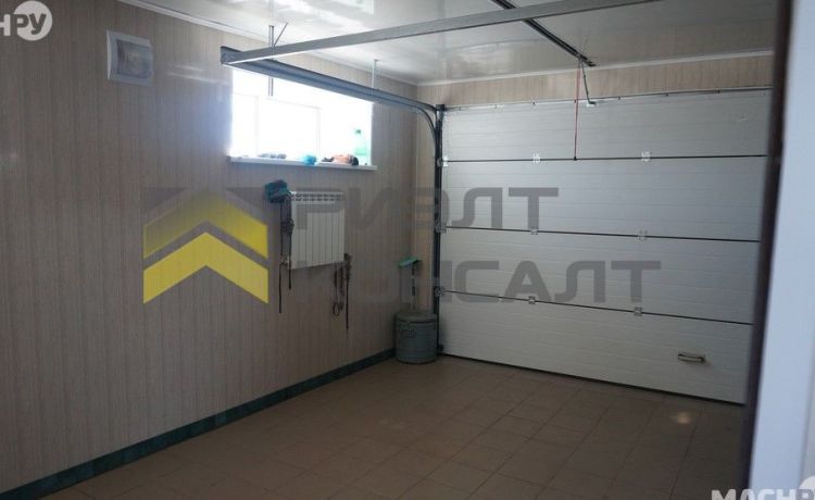 Дом, 495м², 16 соток, 3 этажа, 8 комн., стены: Кирпич миниатюра 10