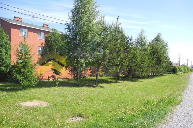 Дом, 495м², 16 соток, 3 этажа, 8 комн., стены: Кирпич миниатюра 25