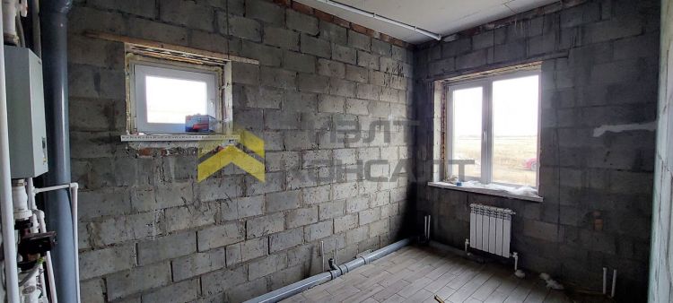 Дом, 136м², 9 соток, 1 этаж, 4 комн., стены: Кирпич миниатюра 18