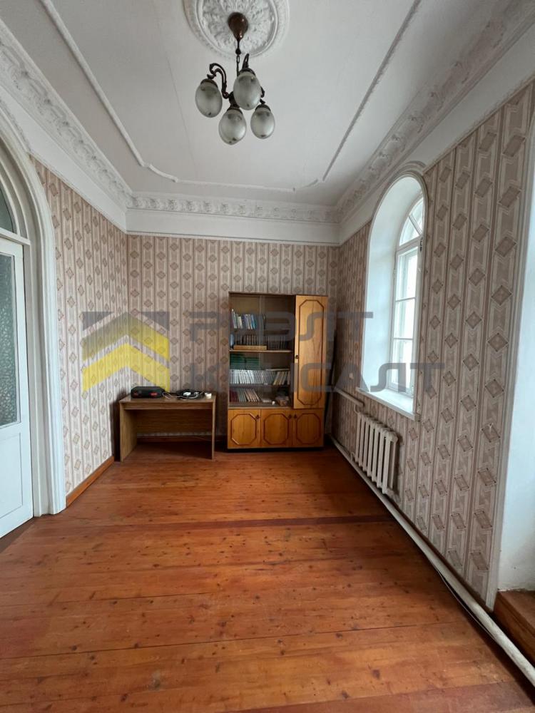 Коттедж, 262.70м², 26 соток, 2 этажа, 8 комн., стены: Кирпич миниатюра 19