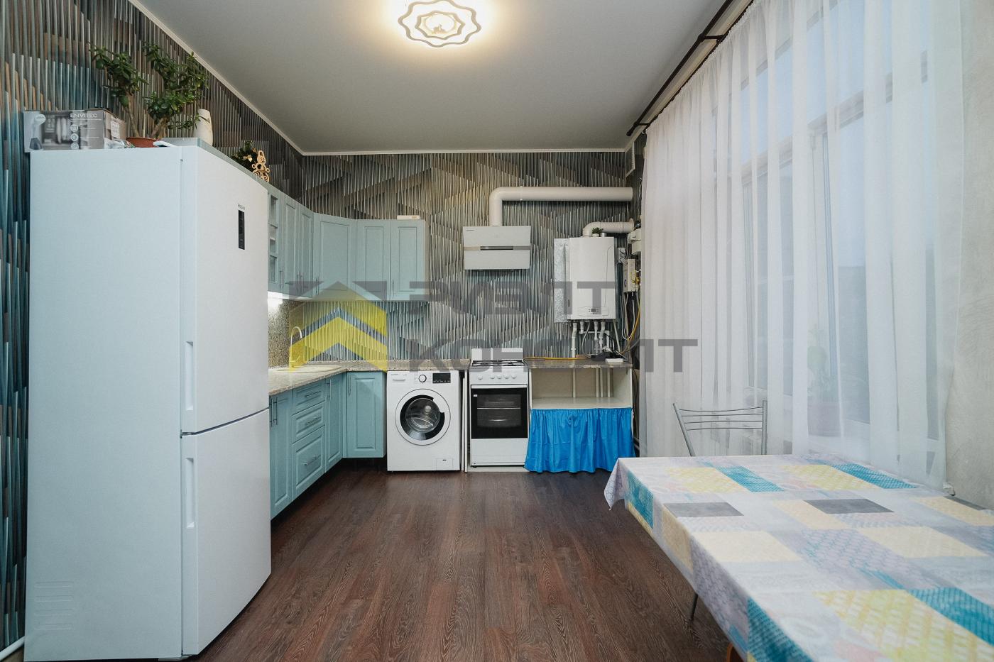2-комн. квартира, Вторичка, 61м², 2/2 этаж миниатюра 6