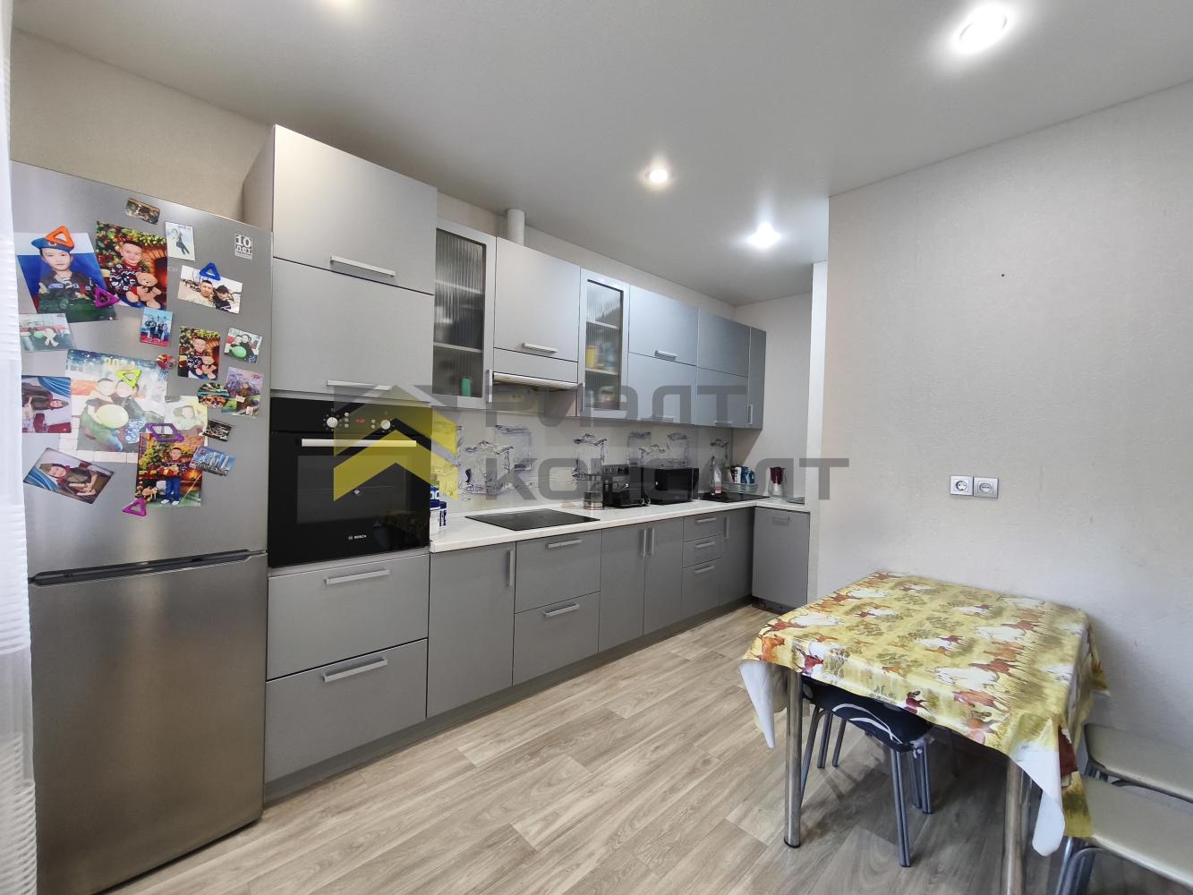 3-комн. квартира, Вторичка, 93м², 2/9 этаж миниатюра 9