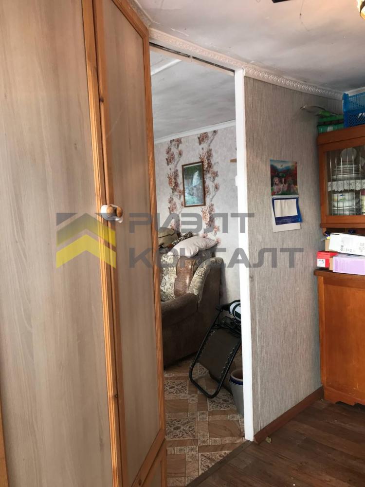 Дача, 32м², 6.40 соток, 1 этаж, 2 комн., стены: Кирпич миниатюра 18