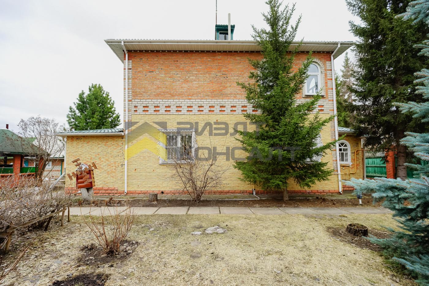 Дом, 226.20м², 12.53 соток, 2 этажа, 5 комн., стены: Кирпич