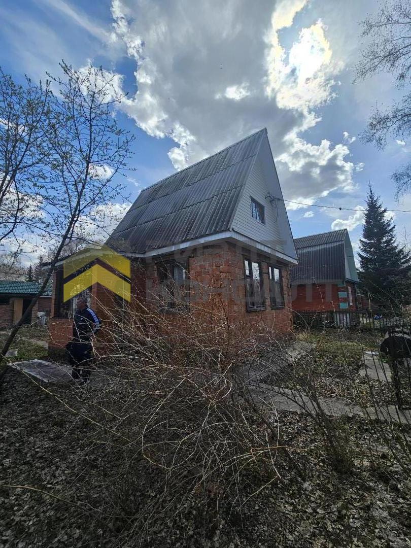 Дача, 40м², 5 соток, 2 этажа, 3 комн., стены: Кирпич миниатюра 9