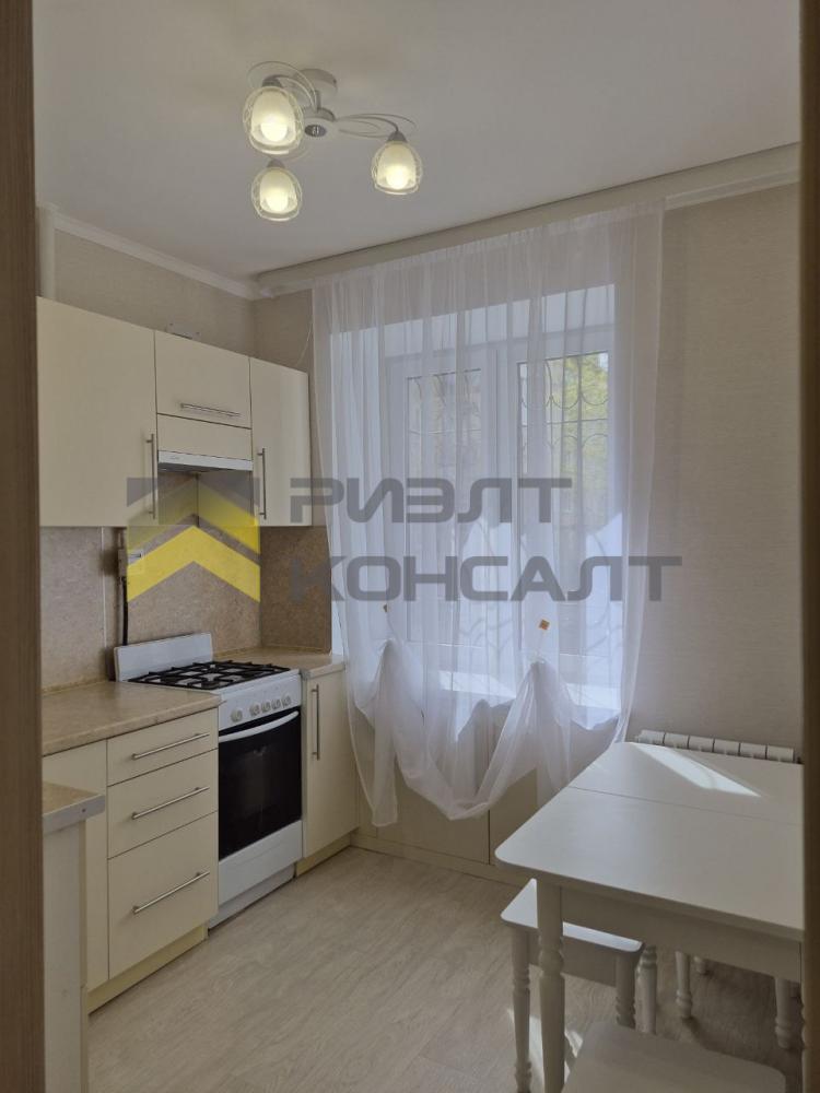 1-комн. квартира, Вторичка, 30.60м², 1/5 этаж