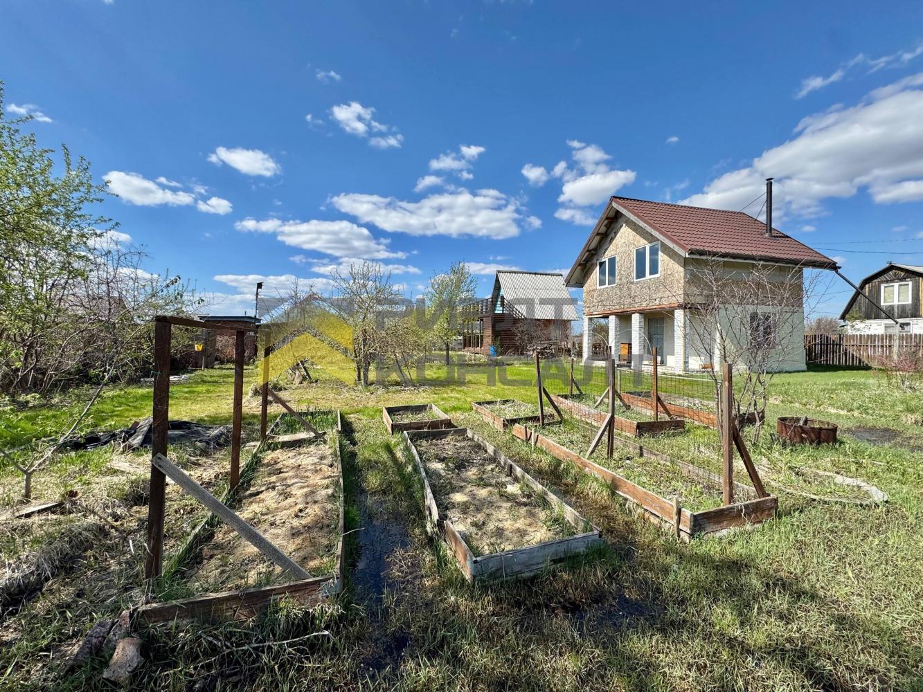 Дача, 61.90м², 12 соток, 2 этажа, 2 комн., стены: Кирпич миниатюра 18