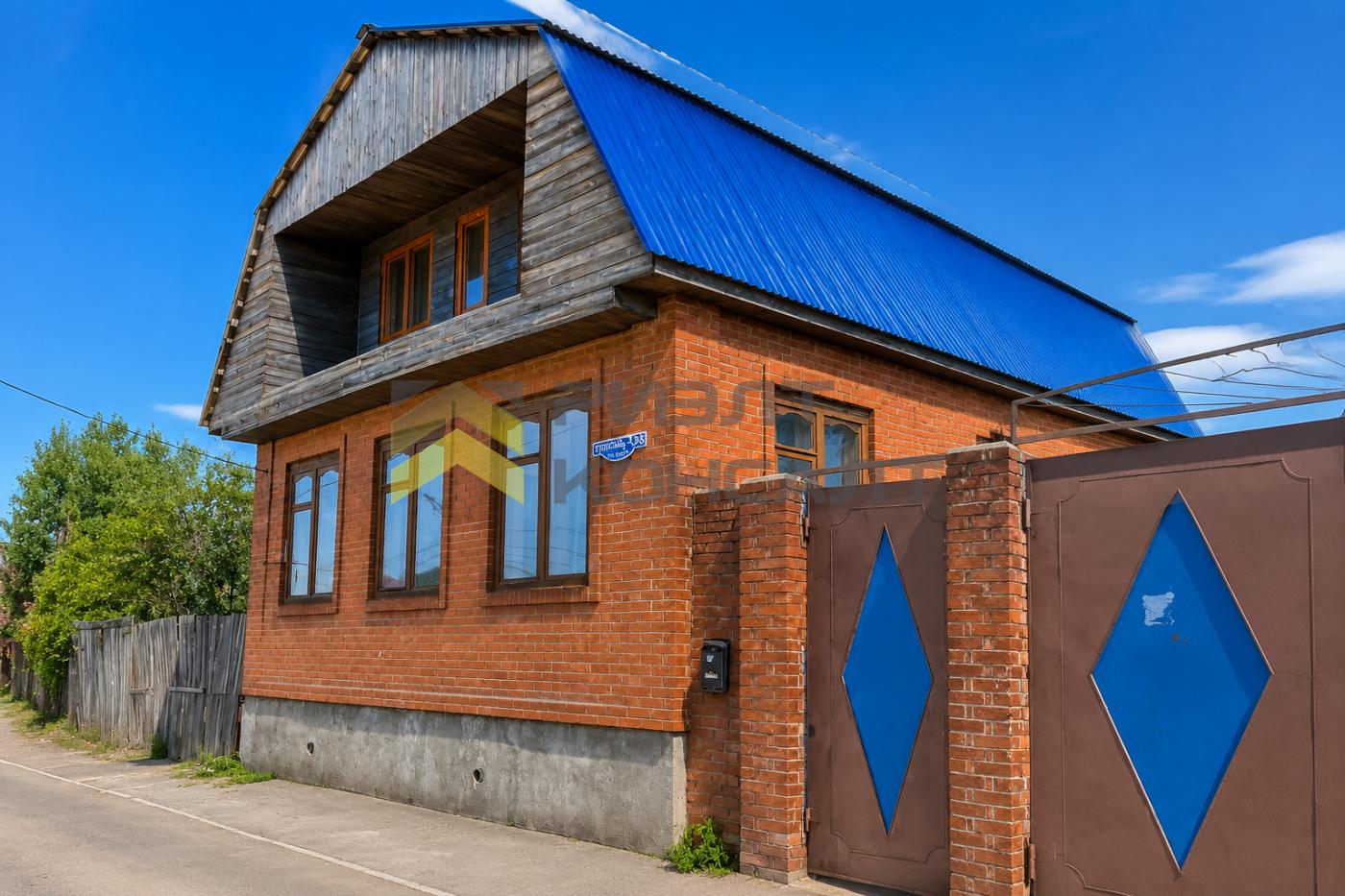 Дом, 174.20м², 2 этажа, 5 комн.