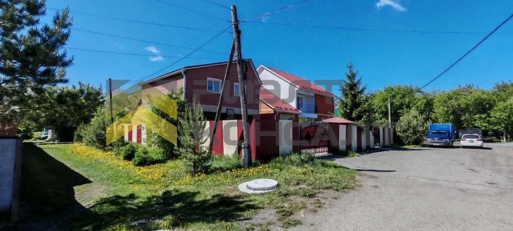 Дом, 159м², 10 соток, 2 этажа, 3 комн., стены: Кирпич миниатюра 49