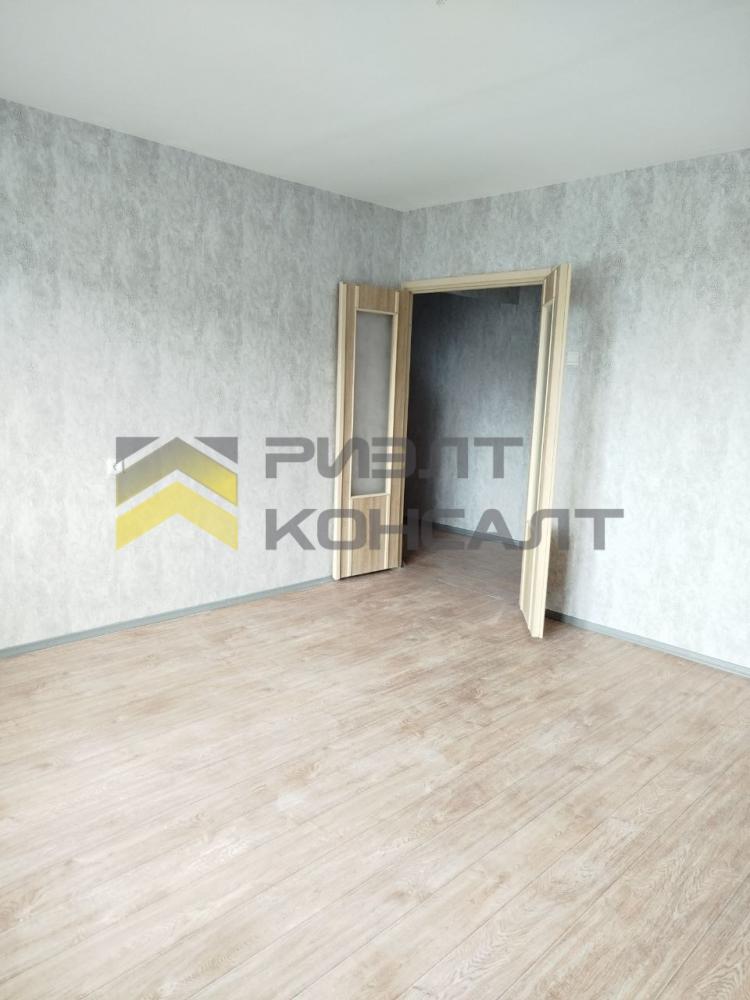 2-комн. квартира, 64.70м², 8/8 этаж