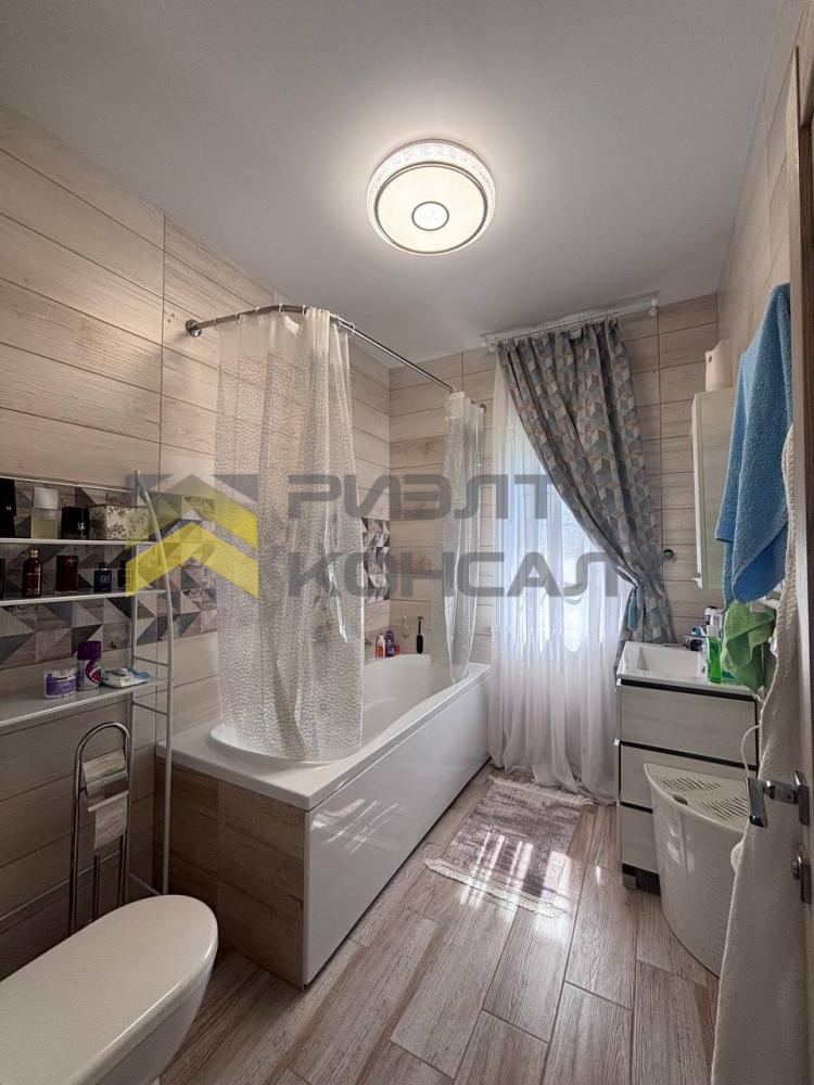 Дом, 97м², 7 соток, 1 этаж, 2 комн., стены: Кирпич миниатюра 16