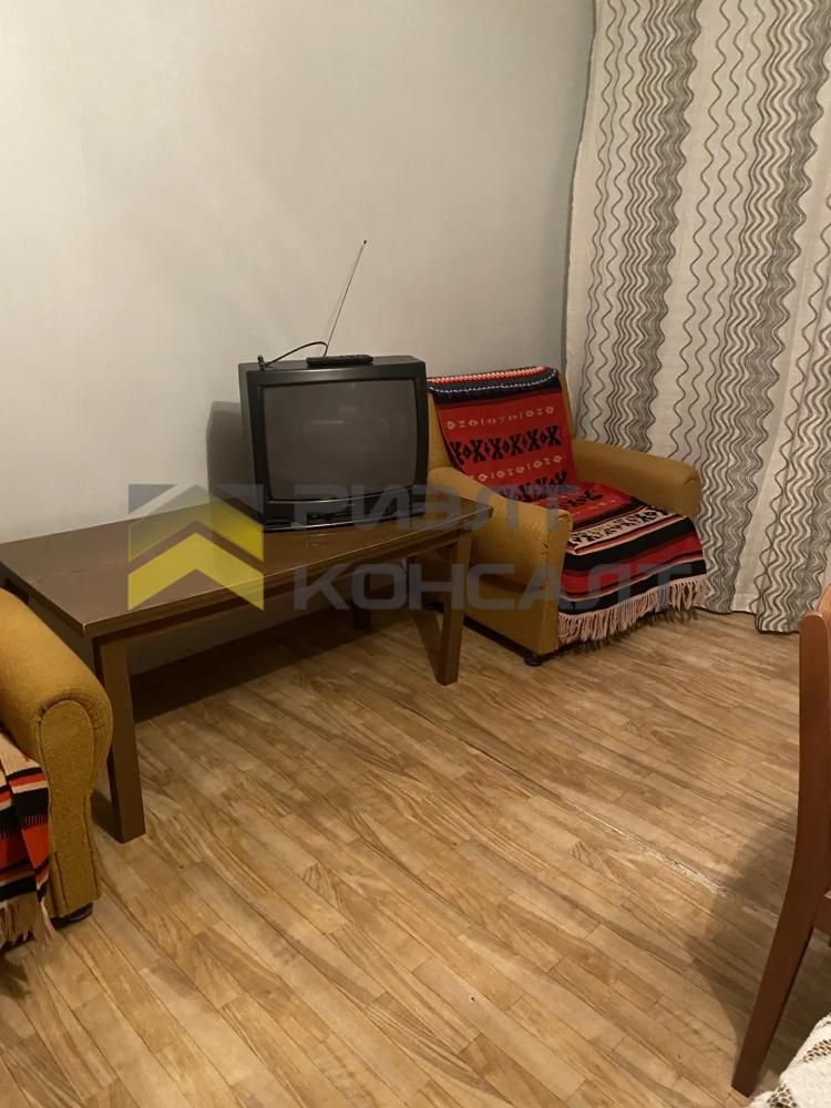 2-комн. квартира, Вторичка, 63.30м², 1/10 этаж миниатюра 2