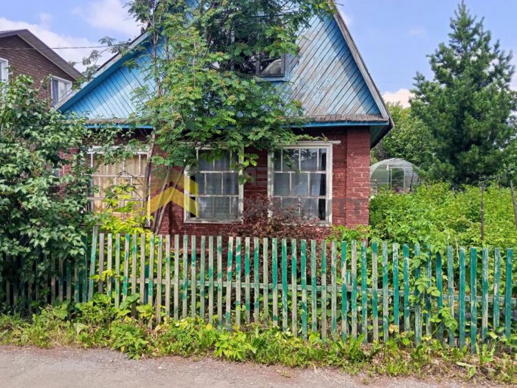 Дача, 37м², 4.20 соток, 1 этаж, 1 комн., стены: Кирпич миниатюра 6