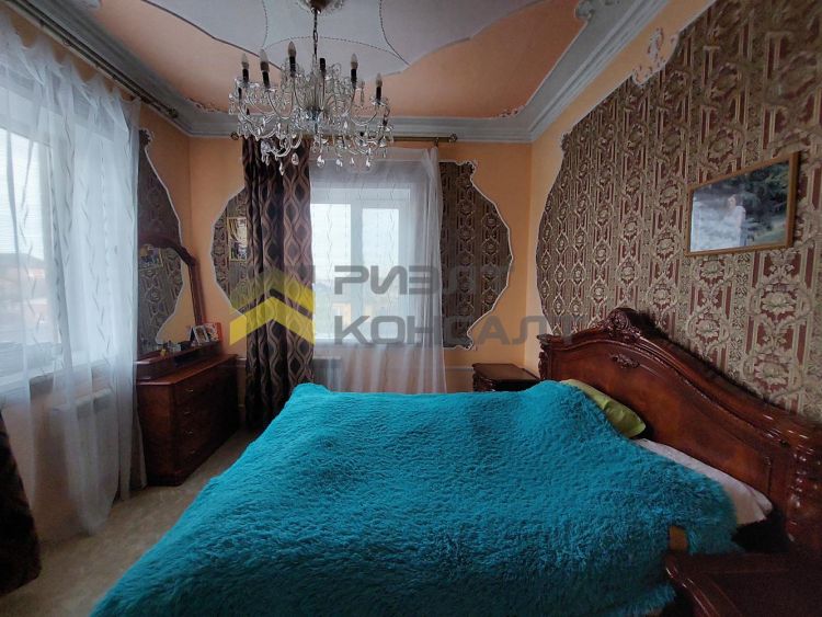 Дом, 418.70м², 8.80 соток, 3 этажа, 6 комн., стены: Кирпич миниатюра 17