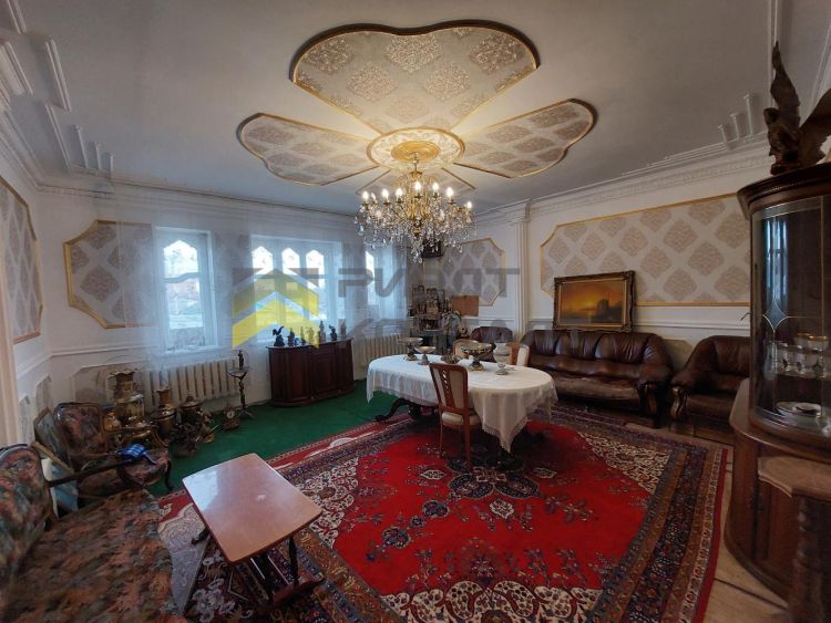 Дом, 418.70м², 8.80 соток, 3 этажа, 6 комн., стены: Кирпич миниатюра 25