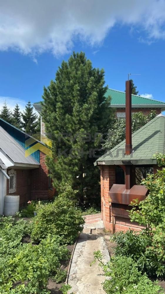 Дом, 226.20м², 12.53 соток, 2 этажа, 5 комн., стены: Кирпич миниатюра 10