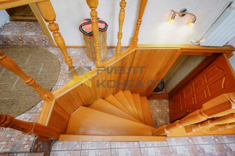 Дом, 226.20м², 12.53 соток, 2 этажа, 5 комн., стены: Кирпич миниатюра 34