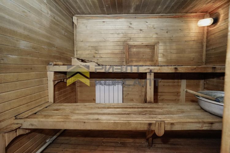 Дом, 226.20м², 12.53 соток, 2 этажа, 5 комн., стены: Кирпич миниатюра 40