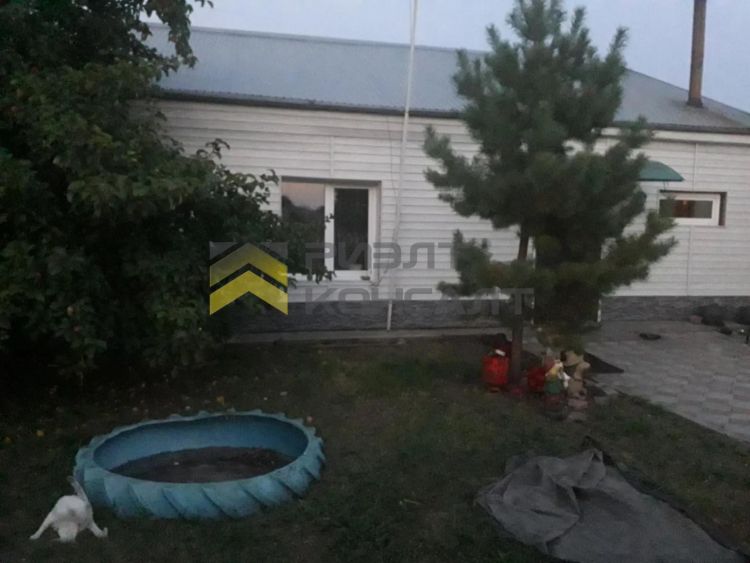 Дом, 80.20м², 10.20 соток, 1 этаж, 3 комн., стены: Кирпич миниатюра 25