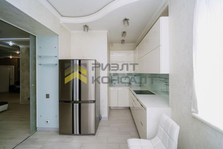 4-комн. квартира, Вторичка, 134м², 1/4 этаж миниатюра 7