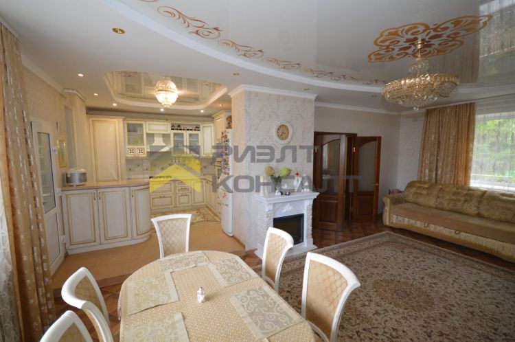 Дом, 209м², 8 соток, 2 этажа, 3 комн., стены: Кирпич миниатюра 6