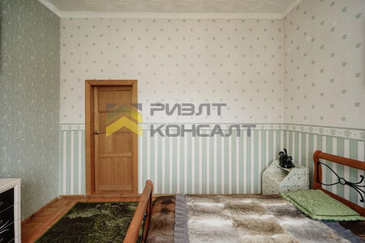 Дом, 227м², 12.53 соток, 2 этажа, 5 комн., стены: Кирпич миниатюра 18