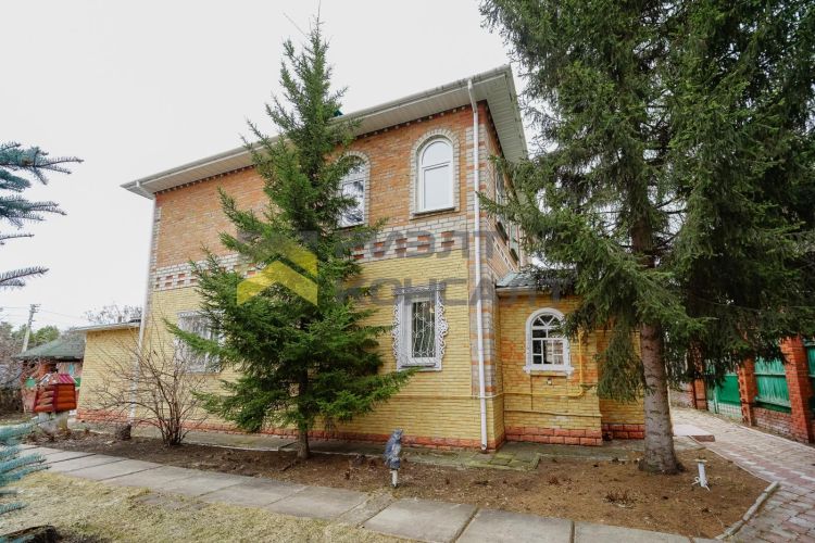 Дом, 227м², 12.53 соток, 2 этажа, 5 комн., стены: Кирпич миниатюра 39